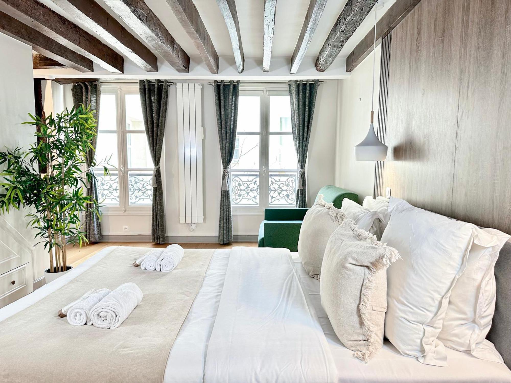 Unique & Beautiful Duplex In Saint-Germain Leilighet Paris Eksteriør bilde