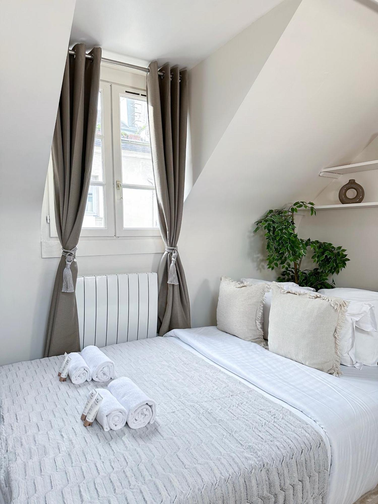 Unique & Beautiful Duplex In Saint-Germain Leilighet Paris Eksteriør bilde